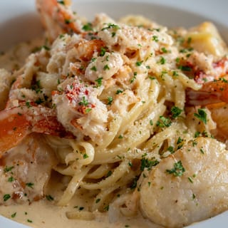 Seafood Alfredo
